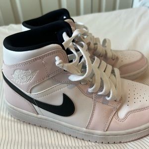 jordan 1 mid barley rose